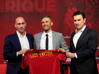 Luis Enrique es otra vez DT de España