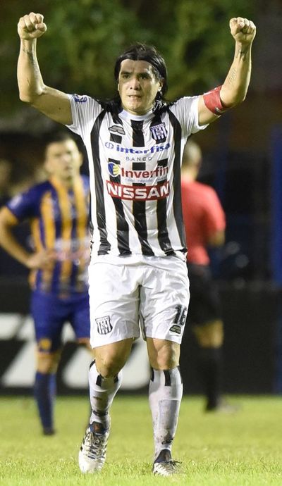 Fidencio, dolido por el descenso - Deportivo Santaní - ABC Color