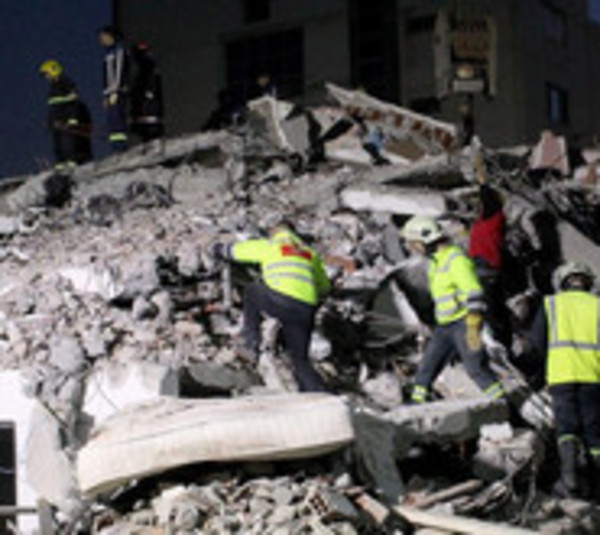 Unos 21 muertos y 600 heridos tras terremoto en Albania - Paraguay.com