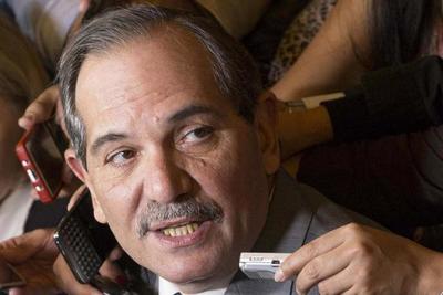 Senado argentino concede 6 meses de licencia al legislador acusado de abusos » Ñanduti