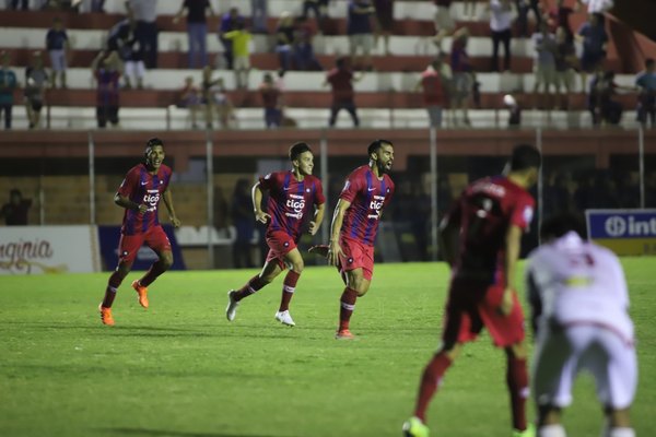 Sobre la hora, el Ciclón lo dio vuelta a River