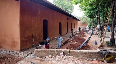 Una inversión de G. 1.900 millones en estación ferroviaria se ve amenazada - Economía - ABC Color