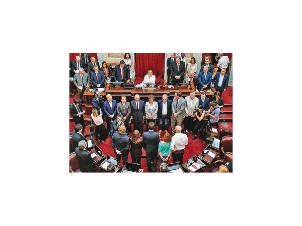 Peronismo domina renovada Cámara del Senado argentino