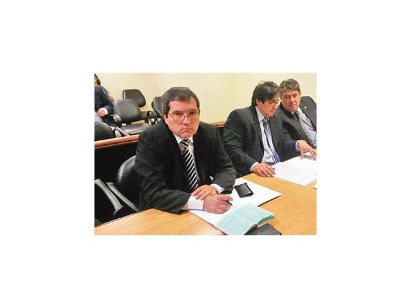 Rechazan revisar la condena de ex fiscal Gamba por coima