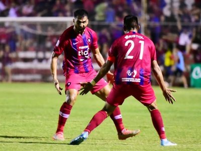 Cerro ganó en la agonía