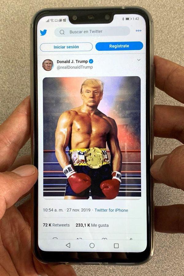 Trump tuitea una parodia sobre su “torso magnífico” - Internacionales - ABC Color