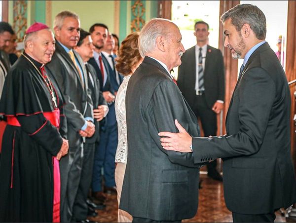 Critican designación de nuevo embajador ante la Santa Sede