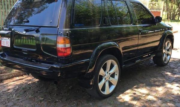 Joven se apodera del vehículo de su tío