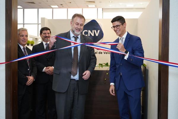 Comisión Nacional de Valores inauguró nuevas oficinas avanzando en proceso de modernización | .::Agencia IP::.