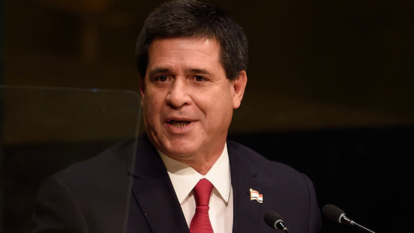 Cartes tendría que ser extraditado