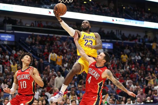 Lakers y Bucks dominan la NBA - Fútbol - ABC Color