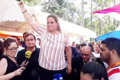 Huelga judicial: Sindicato de Funcionarios denunciará por “vandalismo” a abogados que se movilizaron frente a Palacio de Justicia - La Primera Mañana - ABC Color