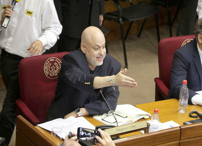 Senadores tratan pérdida de investidura para el senador Paraguayo Cubas » Ñanduti