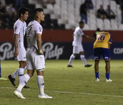 Esperan a Olimpia para saber si habrá simultaneidad - Fútbol - ABC Color