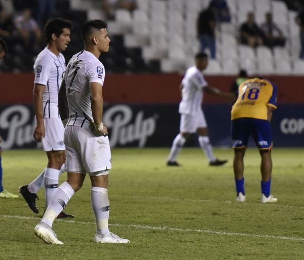 Esperan a Olimpia para saber si habrá simultaneidad - Fútbol - ABC Color