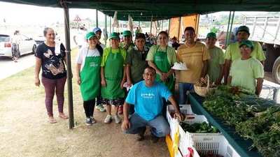 Feria Granjera, en la Costanera de Asunción, con productos frescos y a buen precio - ADN Paraguayo