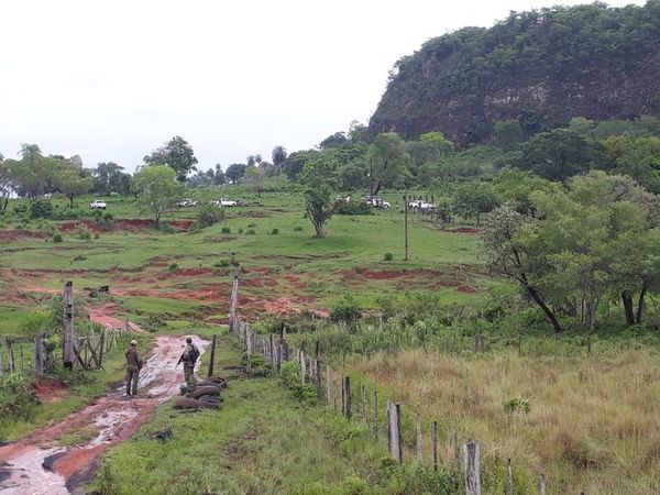 Forenses examinan cuerpos tras mortal operativo en Pedro Juan - Nacionales - ABC Color