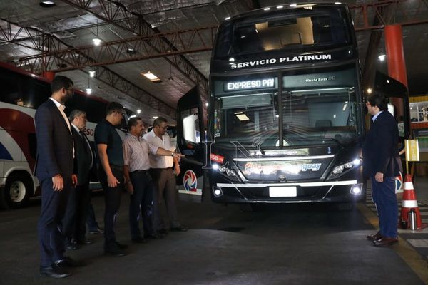 Presentaron nuevos buses de larga distancia
