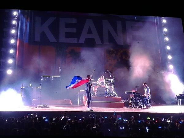 En un recital mágico, Keane se entregó al público paraguayo y nos deja su profundo amor y respeto a la cultura guaraní