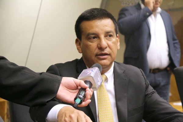 ANR: Romero Roa insiste en expulsar a Tarragó para dar señales claras - ADN Paraguayo