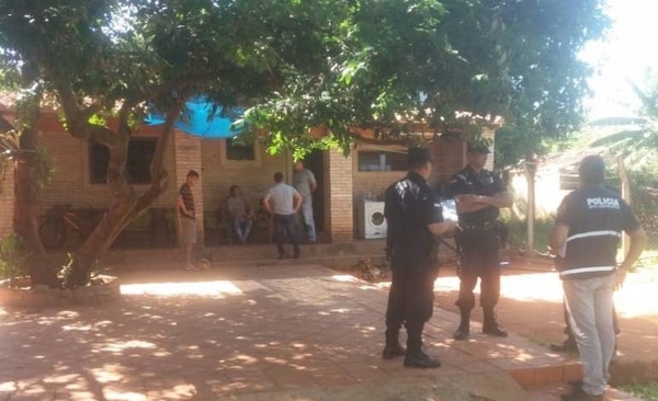 HOY / Maniataron a la dueña de casa, revolvieron todo a su paso y se llevaron ahorro de G. 46 millones