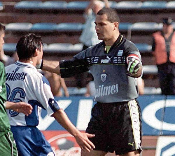 El día que el “Chila” marcó un triplete - Fútbol - ABC Color