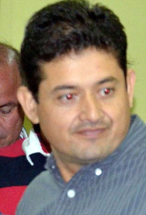 Condenan a 9 años de cárcel a exconcejal por incitar a suicidio a su esposa - Nacionales - ABC Color