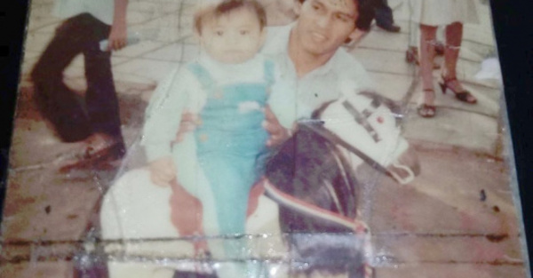 El rollo alzó en redes su #tbt con el caballito de Caacupé