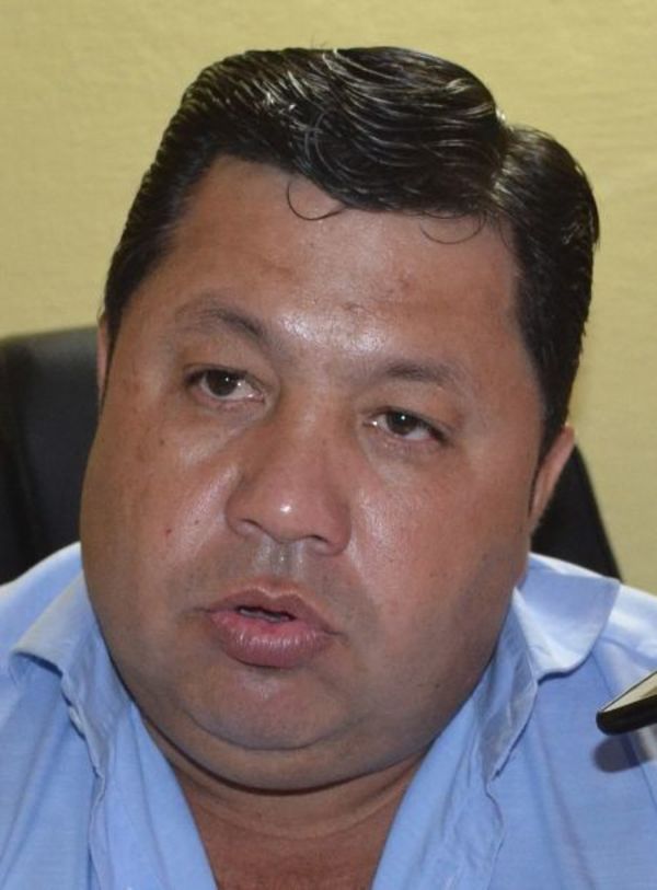 Jefe comunal acusado de violencia doméstica - Política - ABC Color