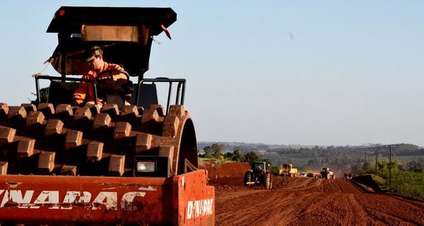 Denuncian daños a causa de cantera - Economía - ABC Color