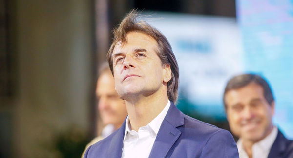 Mario Abdo felicita al nuevo presidente de Uruguay » Ñanduti