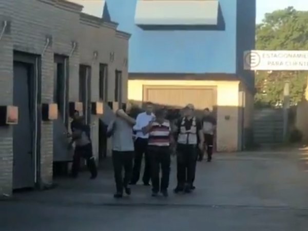El colmo: entró a un motel y no tenía plata