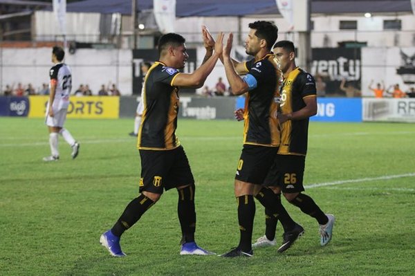 Guaraní golea y complica a General Díaz en la tabla | .::Agencia IP::.
