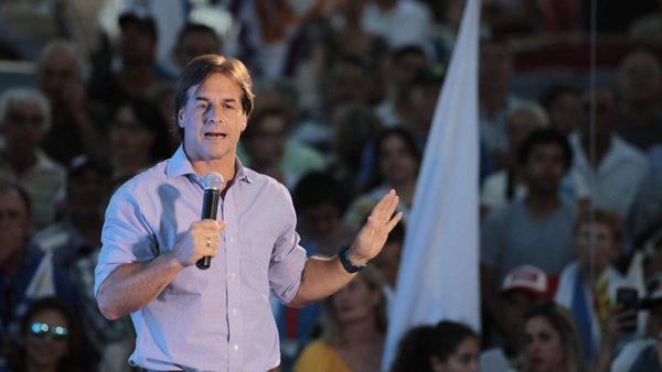Lacalle Pou se impuso en Uruguay