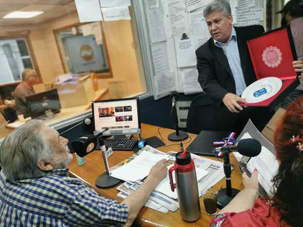 Declaran de interés municipal el aniversario 57 de Radio Ñandutí » Ñanduti