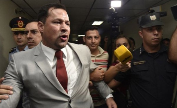 Quintana vuelve a chicanear para evitar volver a presión