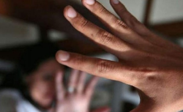 Estudiantes violan a su compañera en despedida de curso