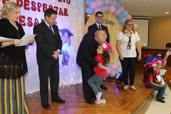 Acto de graduación del Centro Educativo Dulce Despertar