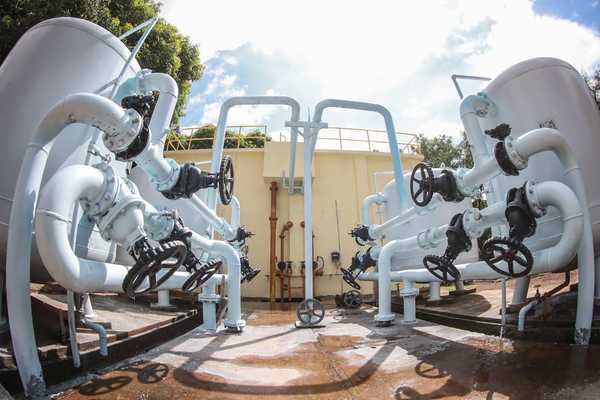 Essap realiza millonaria inversión para beneficiar con mejorado servicio a 15.000 pobladores de Caacupé | .::Agencia IP::.