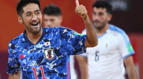 3-2. Uruguay se despide y Japón se cita con Portugal en las semifinales del Mundial de fútbol playa - .::RADIO NACIONAL::.