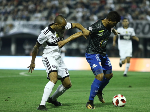 Olimpia y Libertad jugarán el domingo a la misma hora
