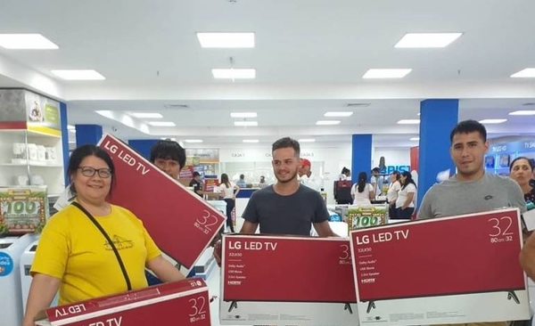 HOY / Llegó el gran día del Black Friday de Bristol