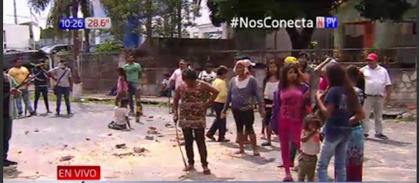 Indígenas cierran avenida Artigas | Noticias Paraguay