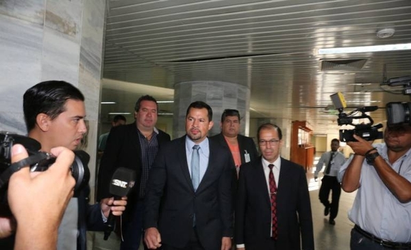 HOY / Jueza ordena que Ulises Quinta regrese a prisión