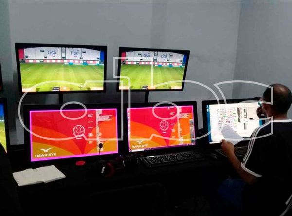El debut del VAR en Paraguay - Fútbol - ABC Color