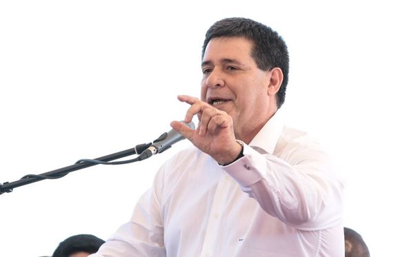 Levantan orden de prisión del expresidente Horacio Cartes