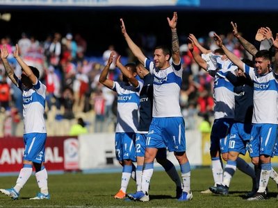 U Católica se proclama campeón en Chile por votación