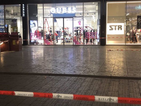 Tres heridos en ataque con arma blanca en La Haya
