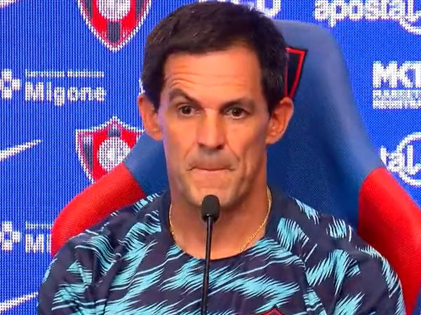 Víctor Bernay habló en conferencia de prensa previo al juego contra Libertad