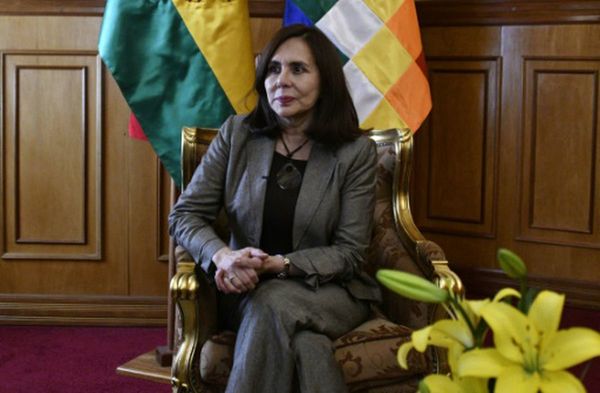 “Teníamos que actuar ante la injerencia de Venezuela”, dice canciller boliviana
